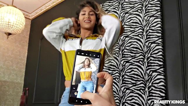 Jordi Jae Catches Venus Afrodita Fucking After Hot BJ Photos