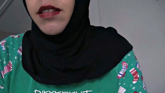 egyptian arab cuckold wife with big boobs in london