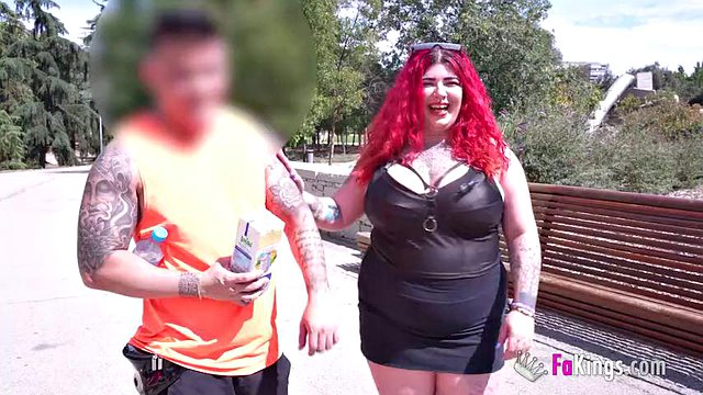 HUGE BOOBS vs Milk carton, What weighs more?. Reward... A FUCK with Leia, the curvy GODDESS