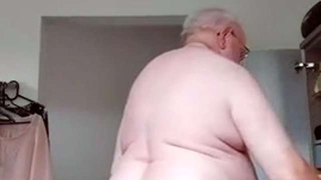 Shave cock and tits, jerk off and fart