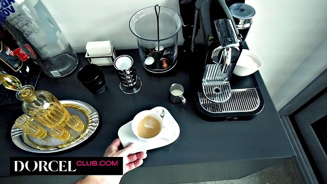 Clea Gaultier's French Morning Blowjob
