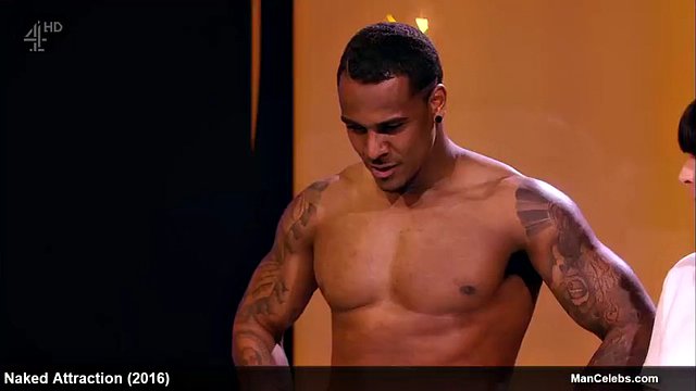 Der männliche Star Darryl Williams präsentiert seinen großen Schwanz