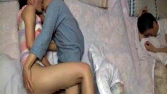 Moja matka 1: lod, wytrysk i porno Latina