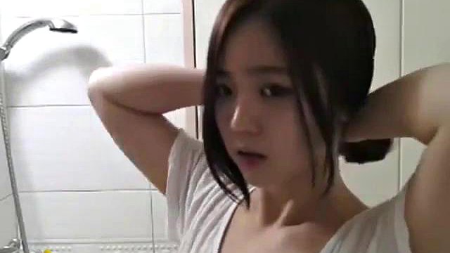 Koreanischer Showkörper im Badezimmer Folge 1: Babe, Xnxx & asiatischer Porno