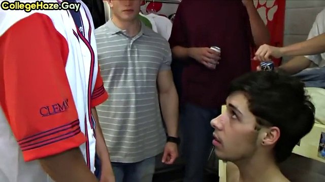 Real twink str8 sucks cock and gets fucked in the ass at a dorm party