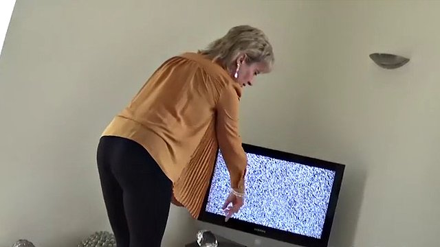 Upskirt flashing from the english milf