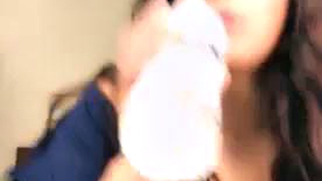 Spanish pussy flash