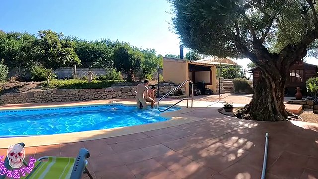 Amateur wife with big ass is very hot for hard fucking in the pool